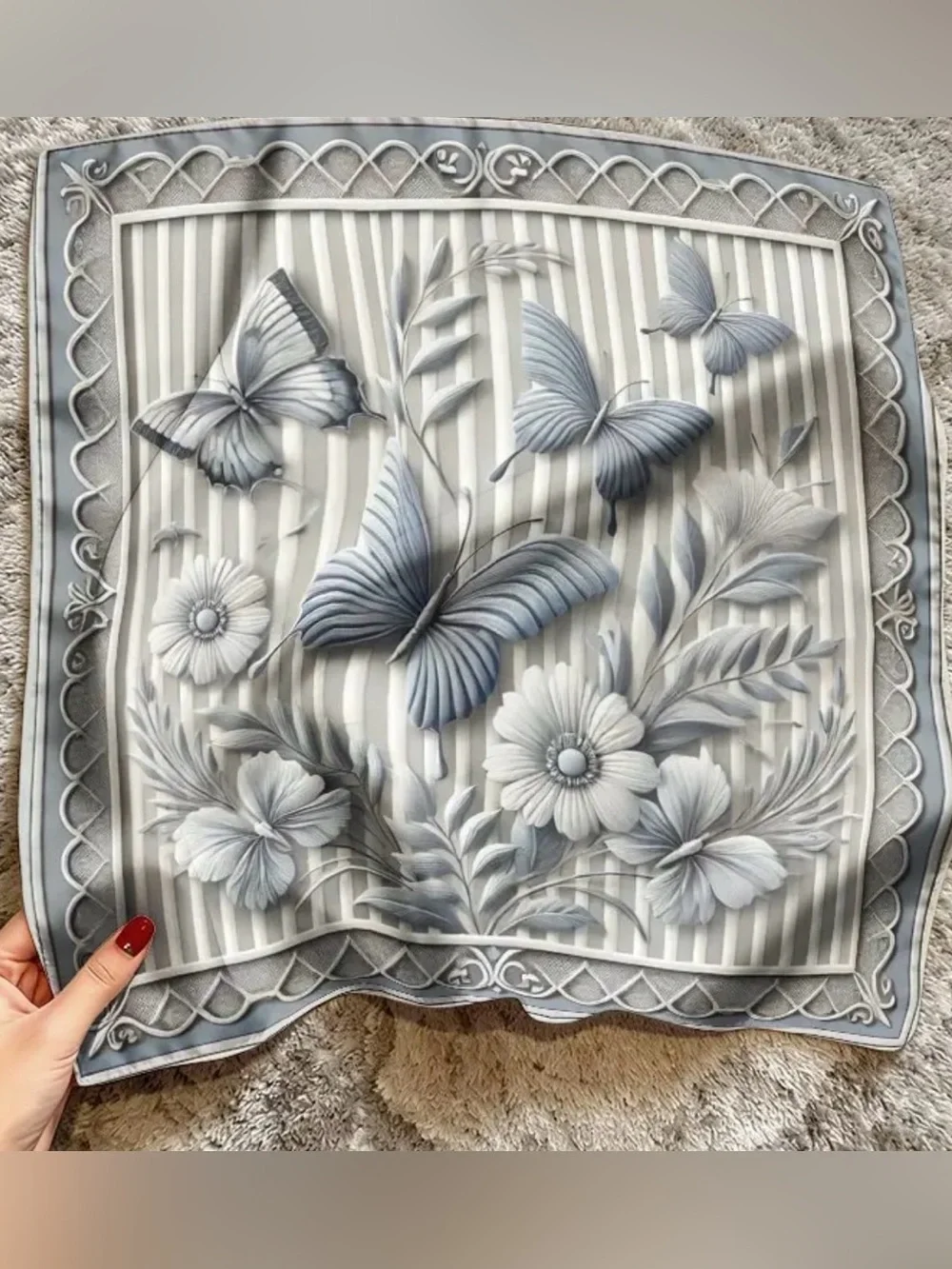 Butterfly & Floral Print Women's Scarf in Gray and Blue